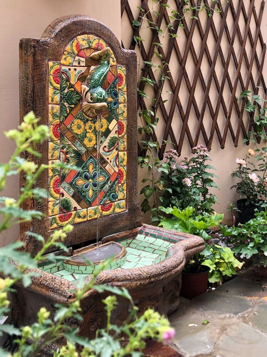 Fontaine Murale En Ceramique