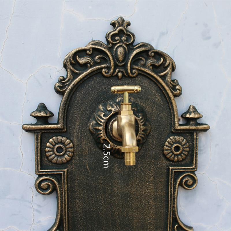 Fontaine fonte murale