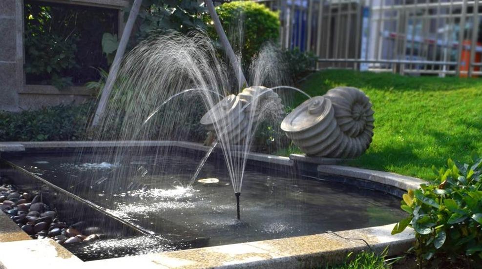 Fontaine solaire de forte puissance