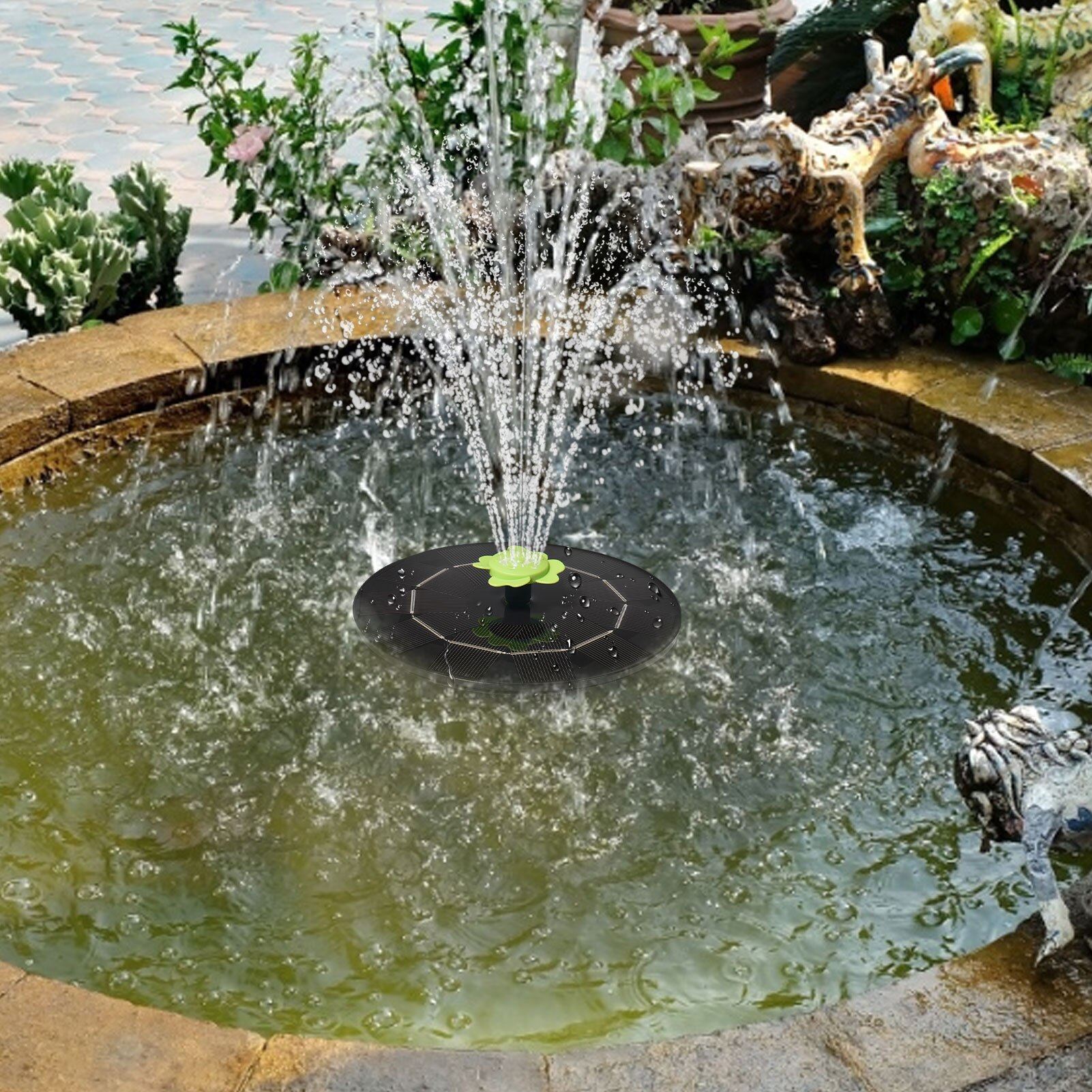 Fontaine solaire de jardin