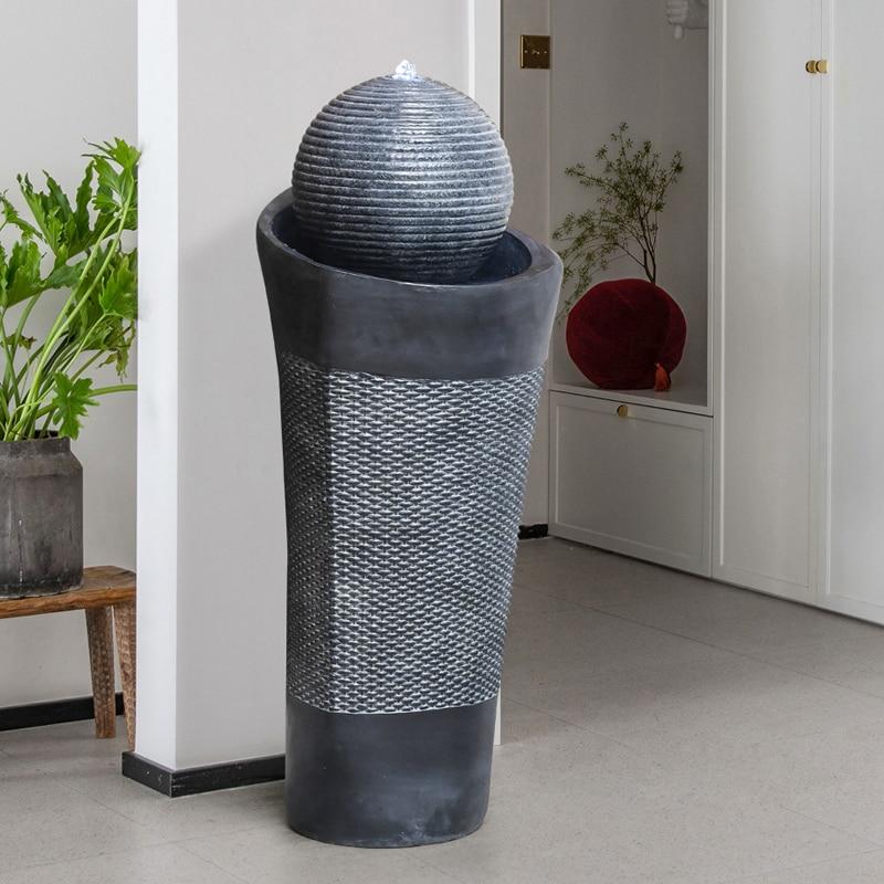 Fontaine zen boule avec socle gris foncé