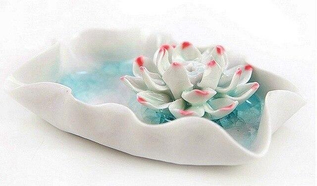 Porte encens lotus blanc