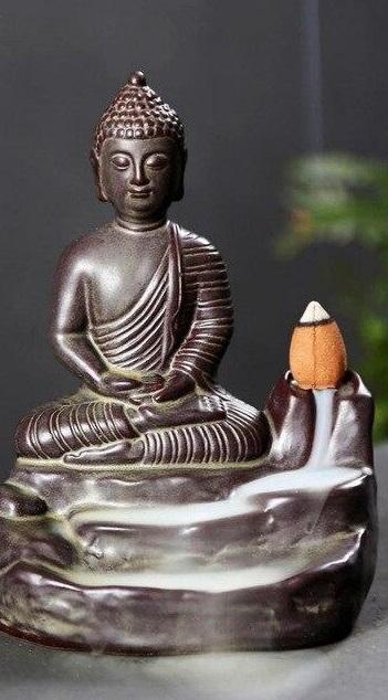 Brûle encens avec bouddha