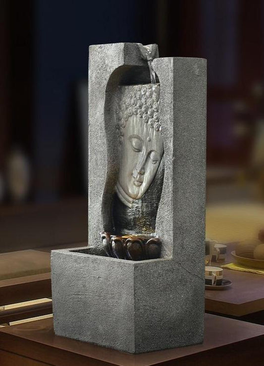 Grande fontaine tête de Bouddha