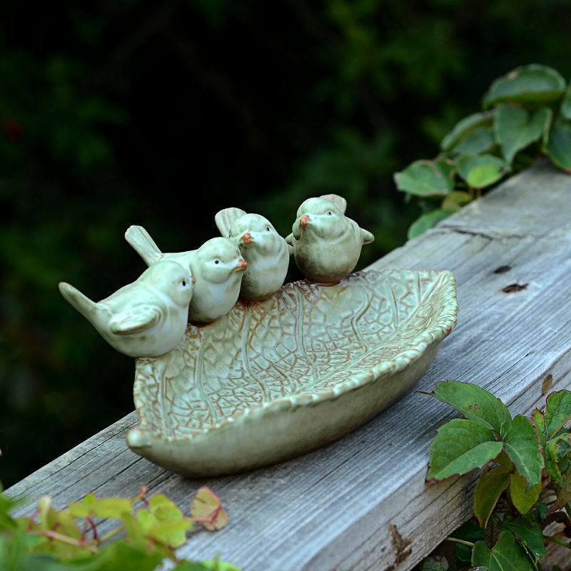 fontaine pour oiseaux en céramique